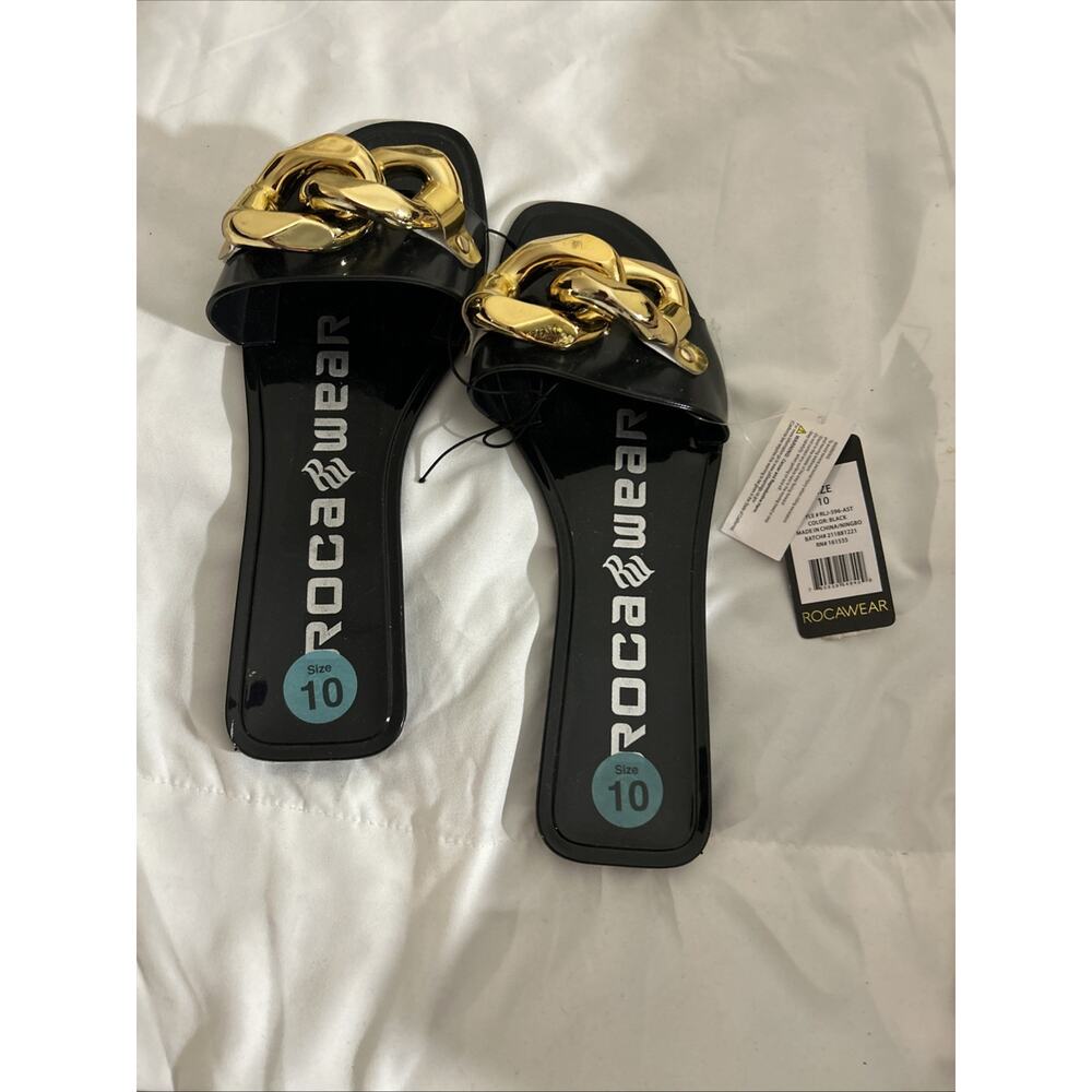 Women’s Size 10 Rocawear Black and Gold sandals NWT